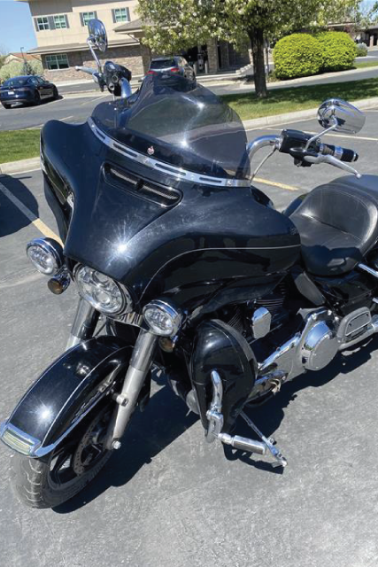 black-harley-electra-3