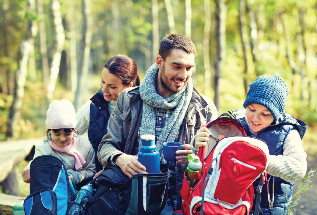 fall-family-hiking
