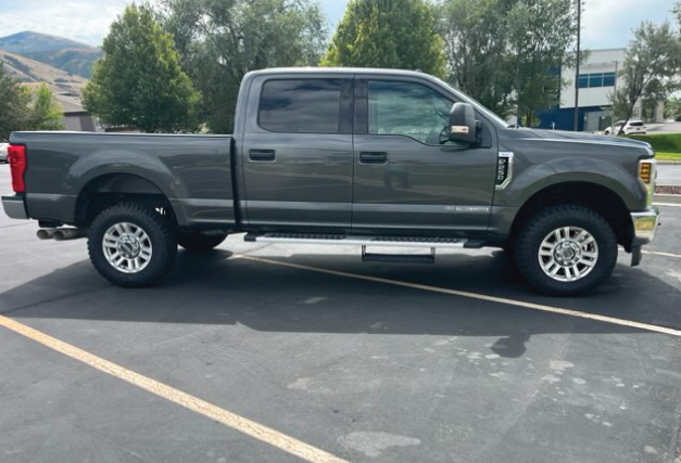 ford-f250-passenger-side