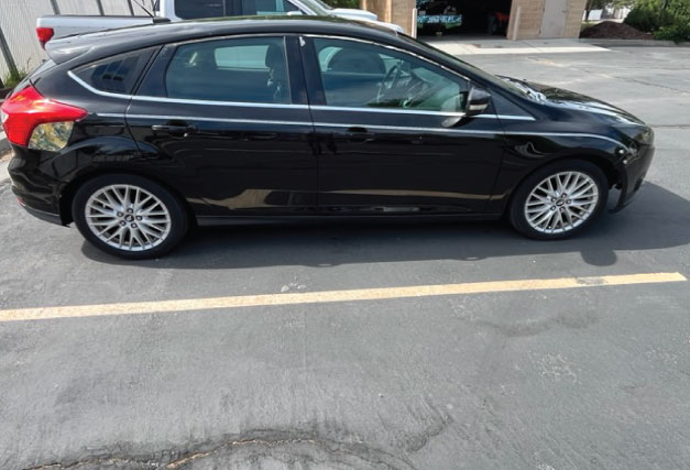 ford-focus-passenger-side