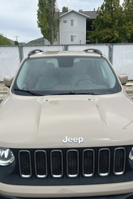 jeep-renegade-front-view