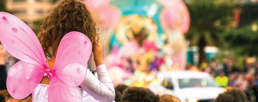 watching-parades-with-kids
