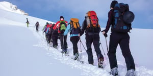 winter-cross-country-sking-up-a-mountain