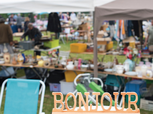 large yard sale Bonjour sign