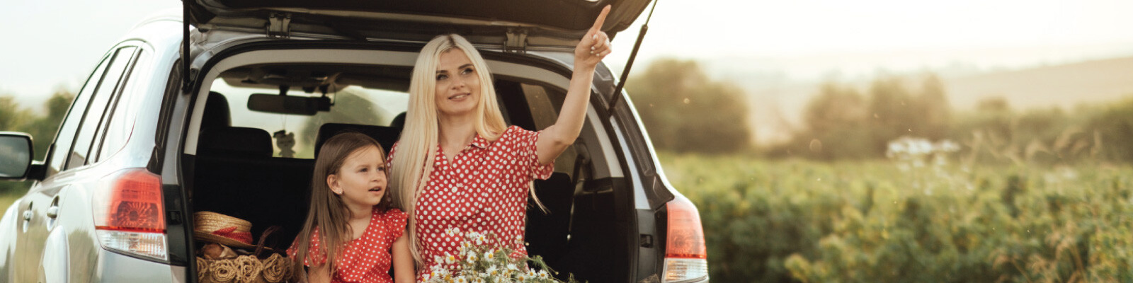 Spring-smelling-flowers-in-new-car